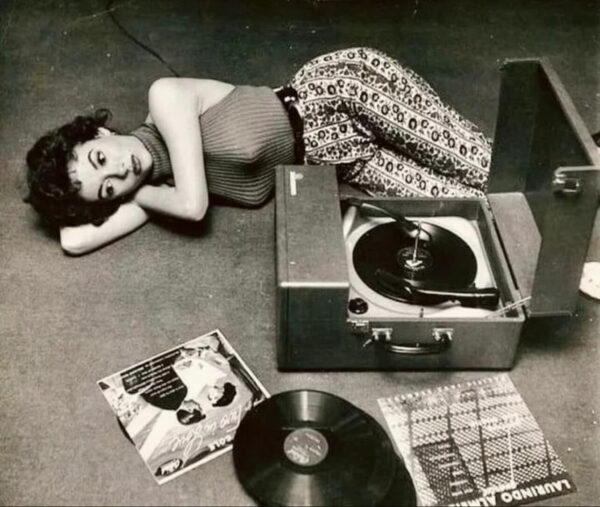 a brief history of vinyl records