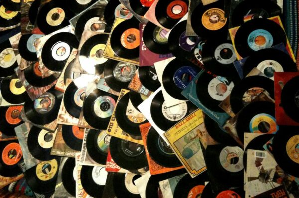 a brief history of vinyl records